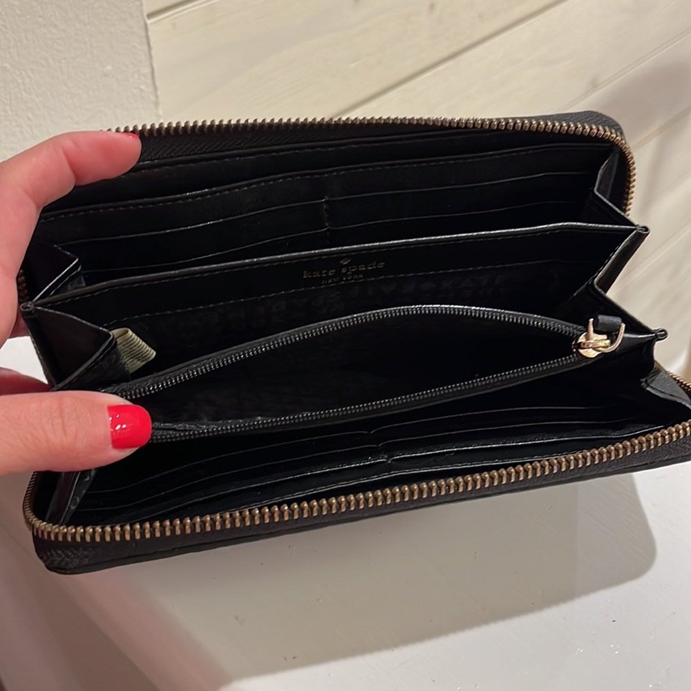 Kate Spade Leather Black Wallet ♠️ - Picture 7 of 10
